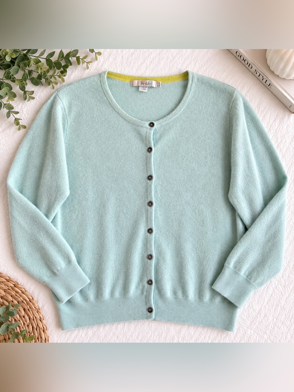 Boden 100% Cashmere Mint Green Button Front Cardigan Size US 16